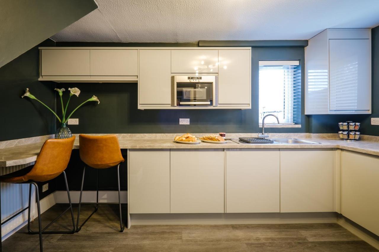 Rockside - Luxury 1 Bedroom Home With Hot Tub, Central Location, Parking And Pet Friendly Windermere Esterno foto